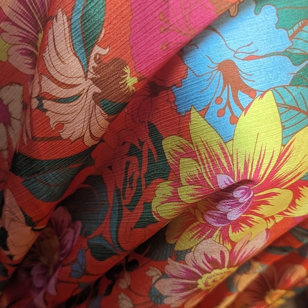 Umgee Red Floral V-Neck Blouse - Picture 5 of 12